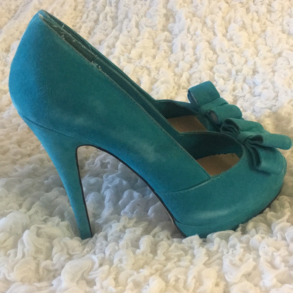 Turquoise Blue Platform Bow Heels - Picture 2 of 10